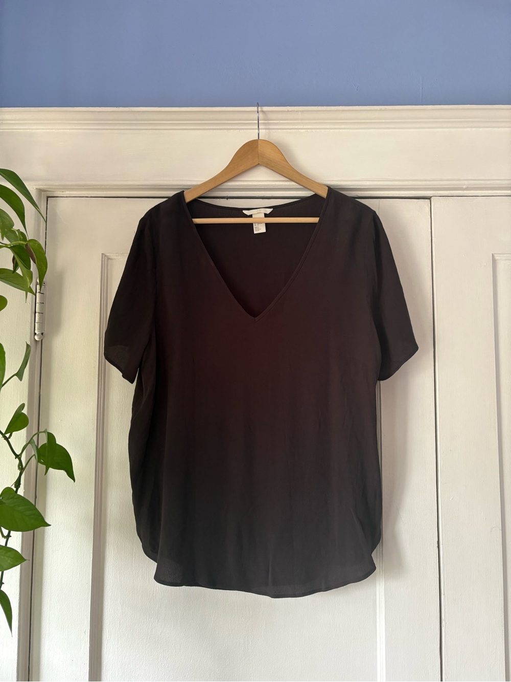 H&M Black V-Neck Short Sleeve Blouse